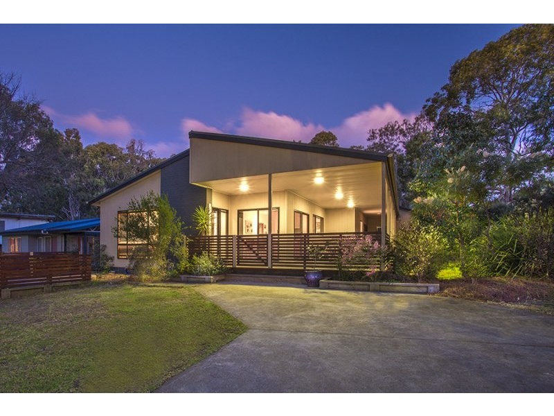 2 Rosemary Avenue, Bawley Point NSW 2539
