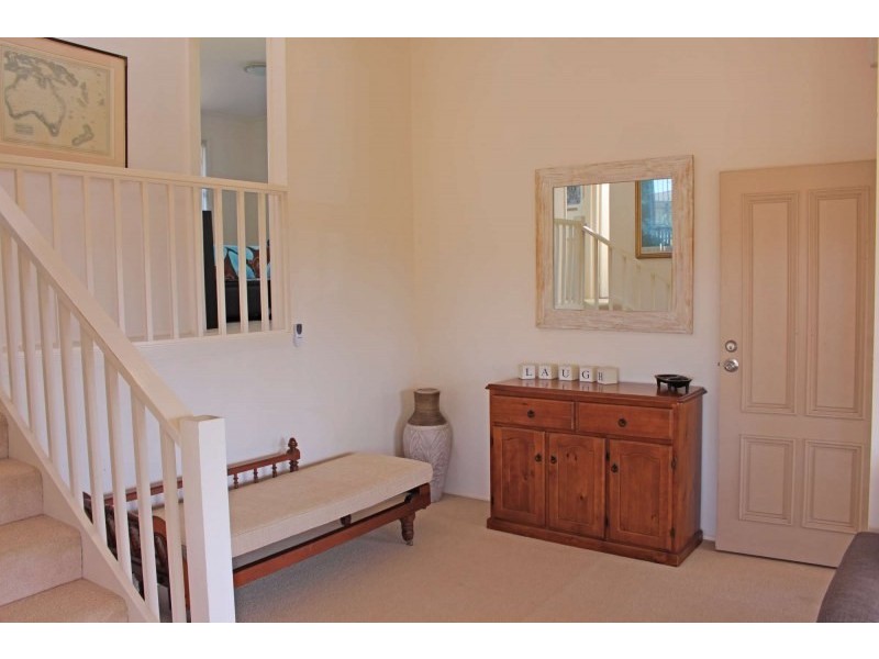 9 Jones Avenue, Mollymook Beach NSW 2539
