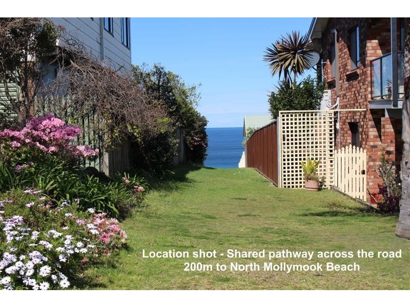 9 Jones Avenue, Mollymook Beach NSW 2539