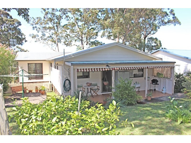 29 Acacia Street, Fishermans Paradise NSW 2539