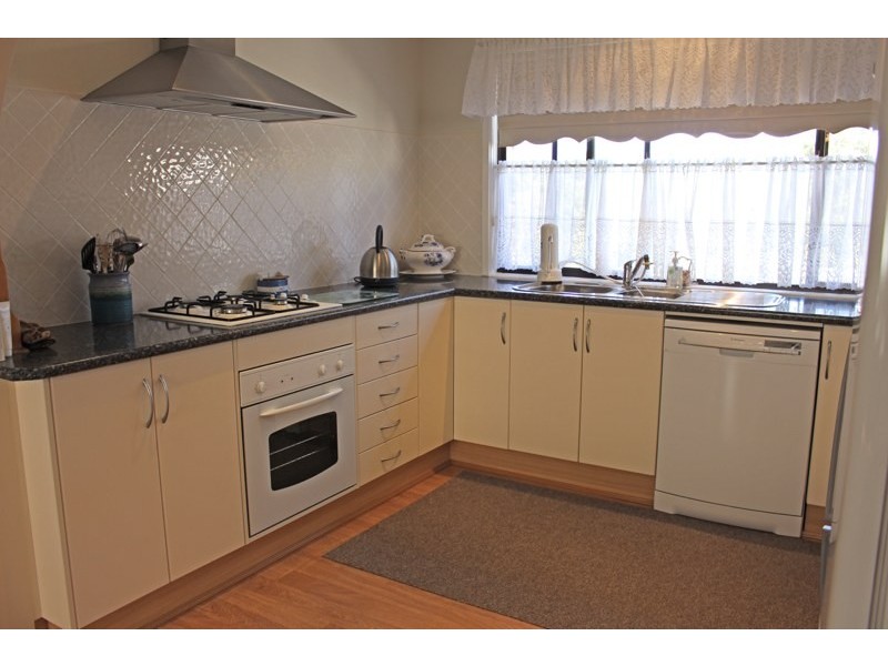 29 Acacia Street, Fishermans Paradise NSW 2539