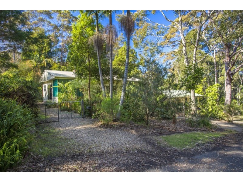 4 Shearwater Crescent, Bawley Point NSW 2539