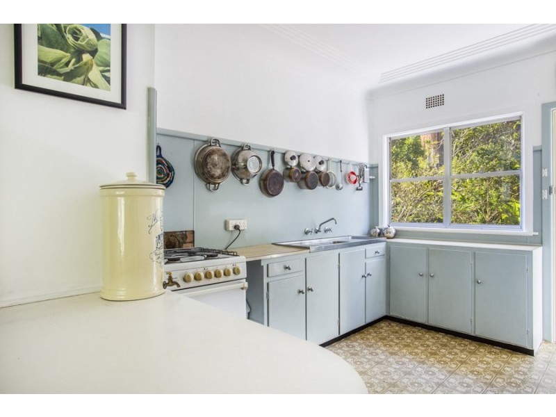 4 Shearwater Crescent, Bawley Point NSW 2539