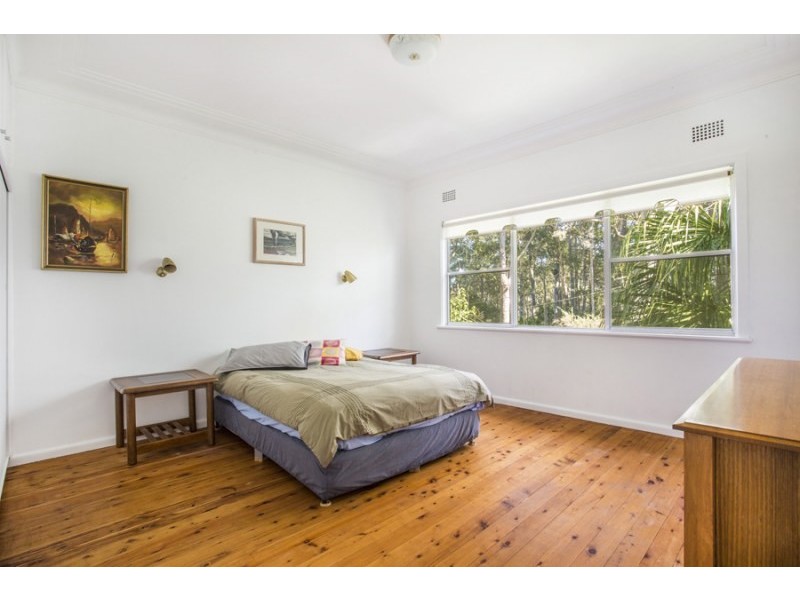 4 Shearwater Crescent, Bawley Point NSW 2539