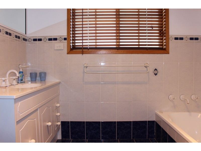 106 Village Drive, Ulladulla NSW 2539