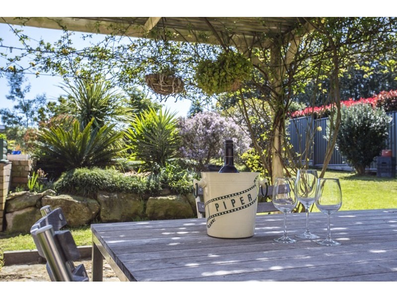 8 Price Parkway, Milton NSW 2538