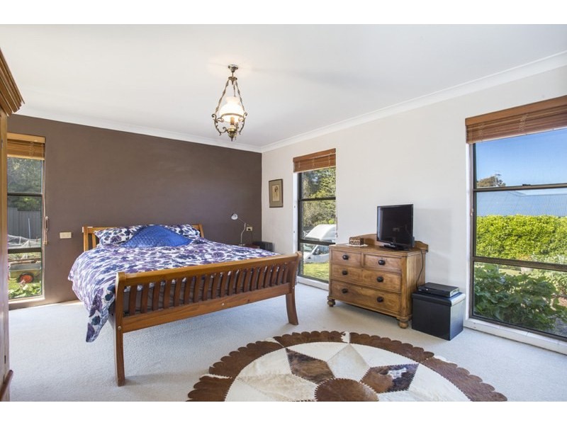 8 Price Parkway, Milton NSW 2538