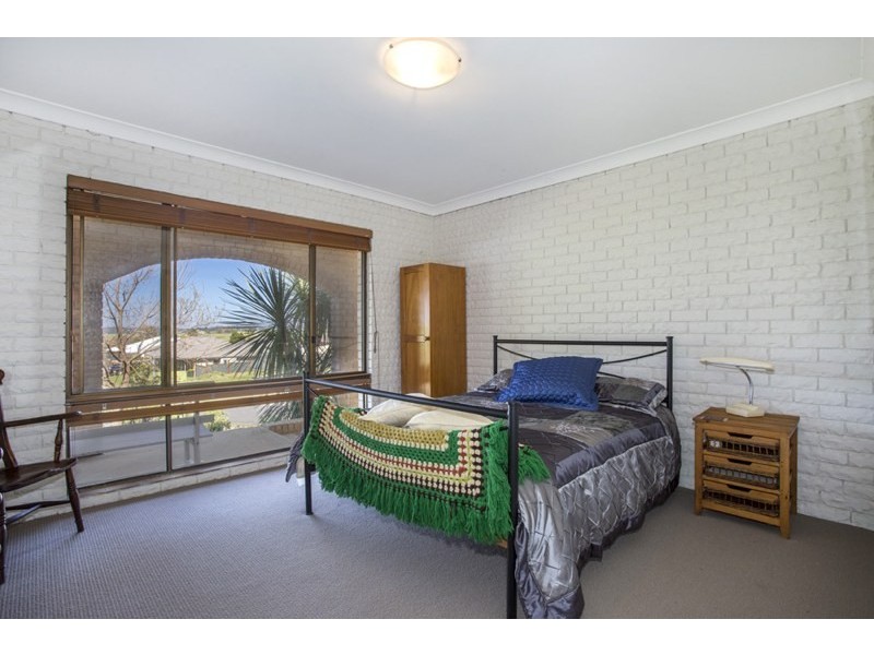 8 Price Parkway, Milton NSW 2538