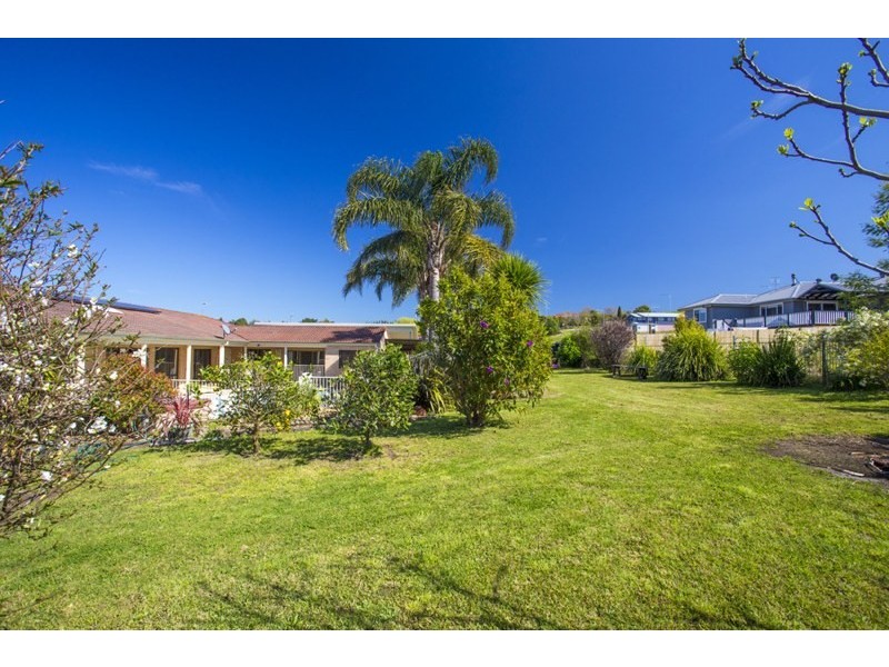 8 Price Parkway, Milton NSW 2538