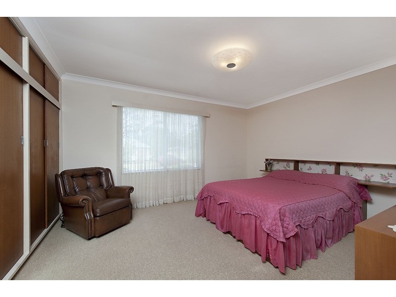 3  Oak Avenue, Lake Tabourie NSW 2539