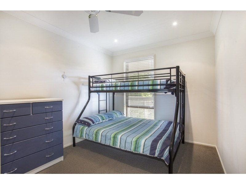 4 Mudges Avenue, Narrawallee NSW 2539