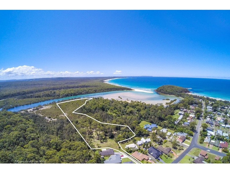 60 Macleay Street, Narrawallee NSW 2539