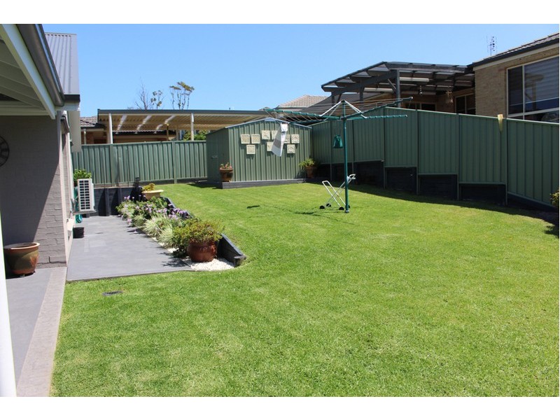 67 Golden Wattle Drive, Ulladulla NSW 2539