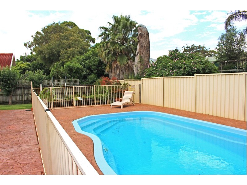 166 Leo Drive, Narrawallee NSW 2539