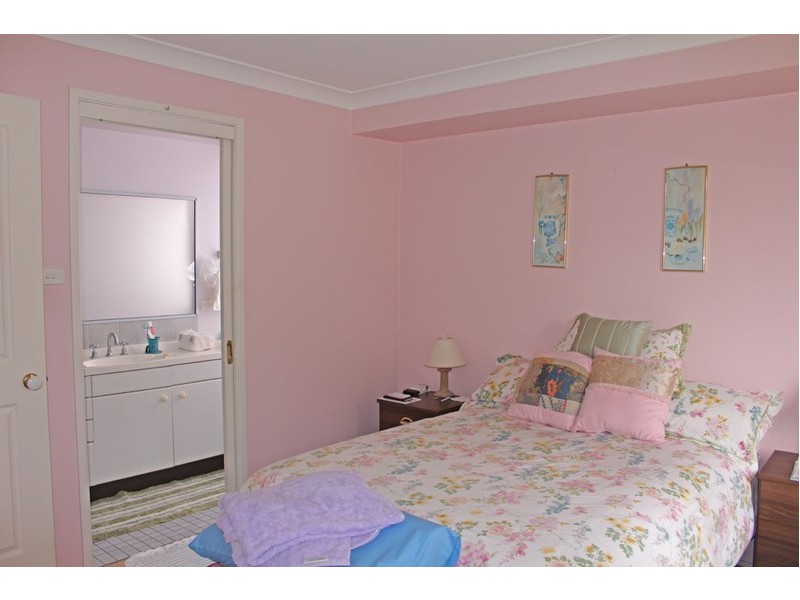 166 Leo Drive, Narrawallee NSW 2539