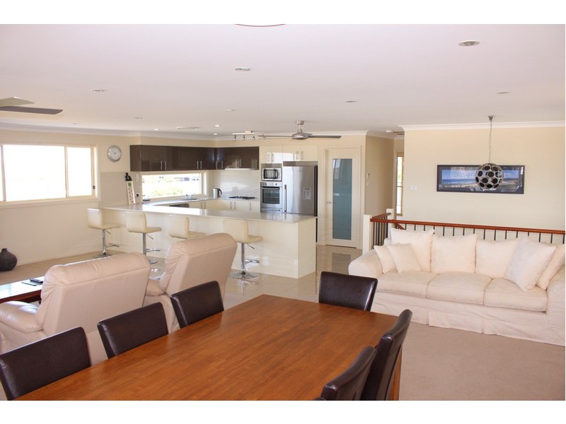 17 Rose Gum Avenue, Ulladulla NSW 2539