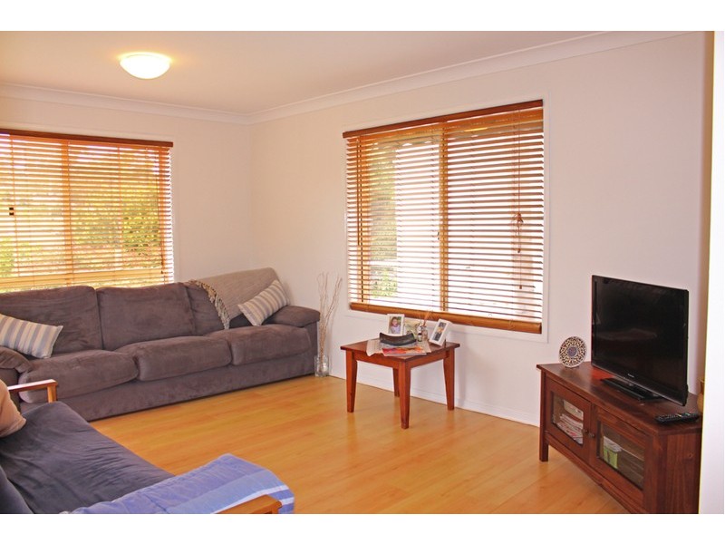 13 Scorpio Grove, Narrawallee NSW 2539