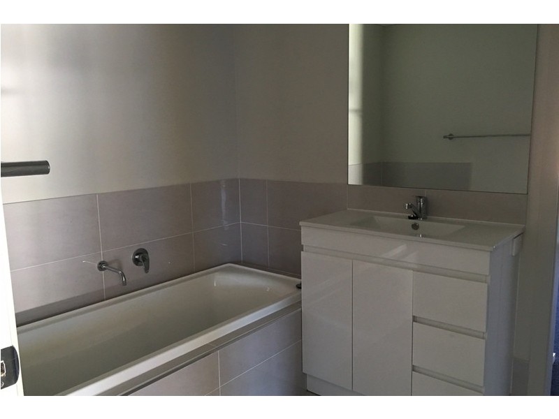 1/10 Booyong Avenue, Ulladulla NSW 2539