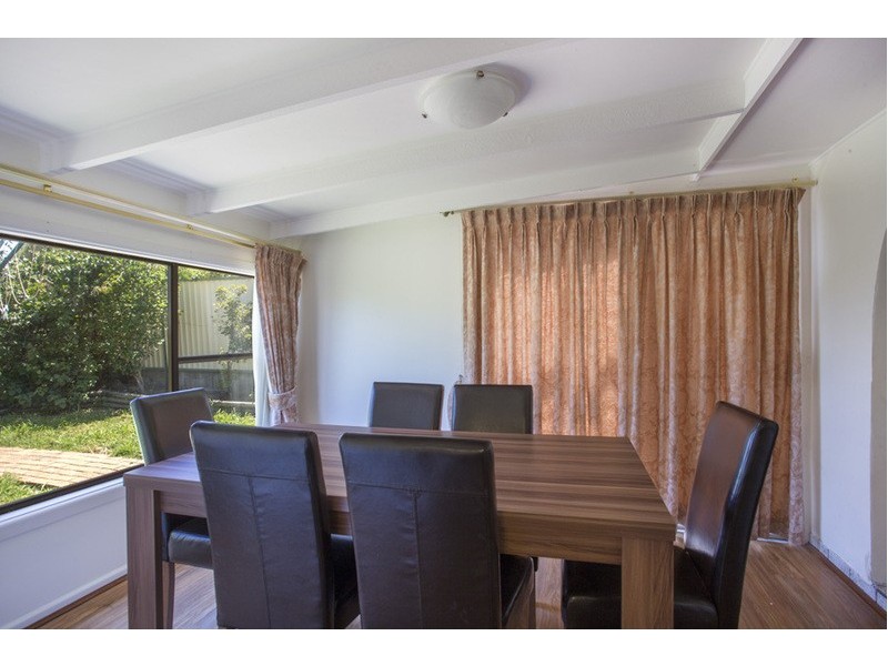 10 Riley Street, Mollymook NSW 2539