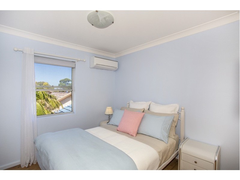 10 Riley Street, Mollymook NSW 2539
