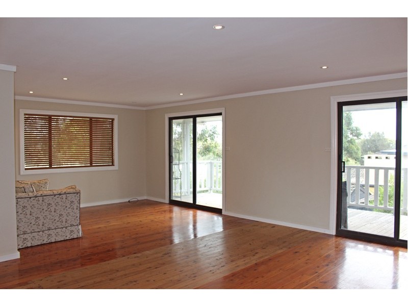 2 Bannister Head Road, Mollymook NSW 2539