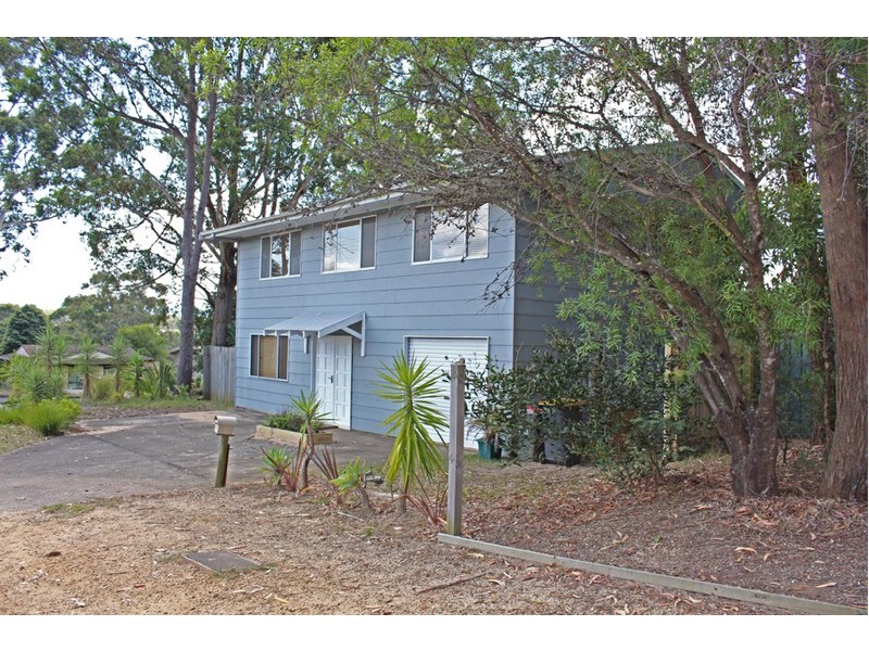 2 Bannister Head Road, Mollymook NSW 2539
