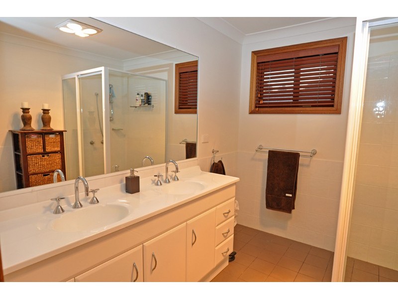 4 Niblick Avenue, Mollymook NSW 2539