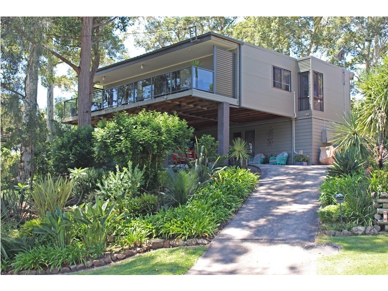 22 Wallaroy Drive, Burrill Lake NSW 2539