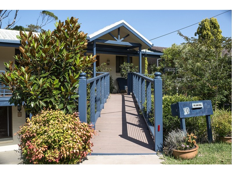 10 Booth Avenue, Narrawallee NSW 2539