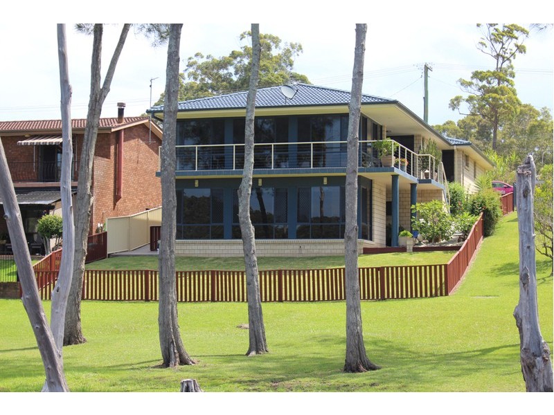 48 James Crescent, Kings Point NSW 2539