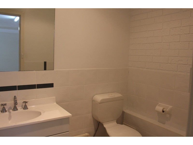 9/259 Princes Highway, Ulladulla NSW 2539