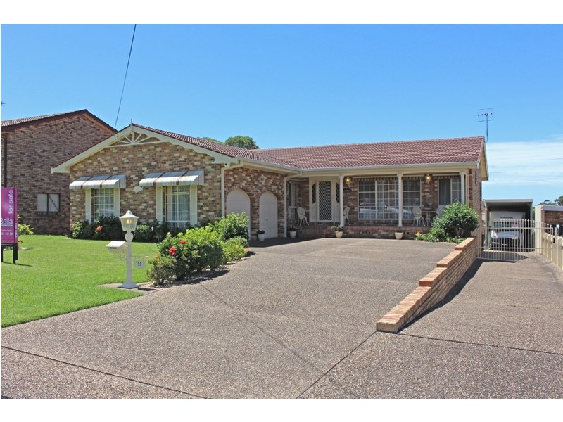 4 Ian Street, Ulladulla NSW 2539