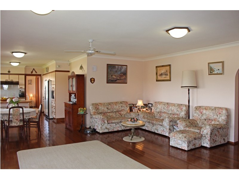 4 Ian Street, Ulladulla NSW 2539