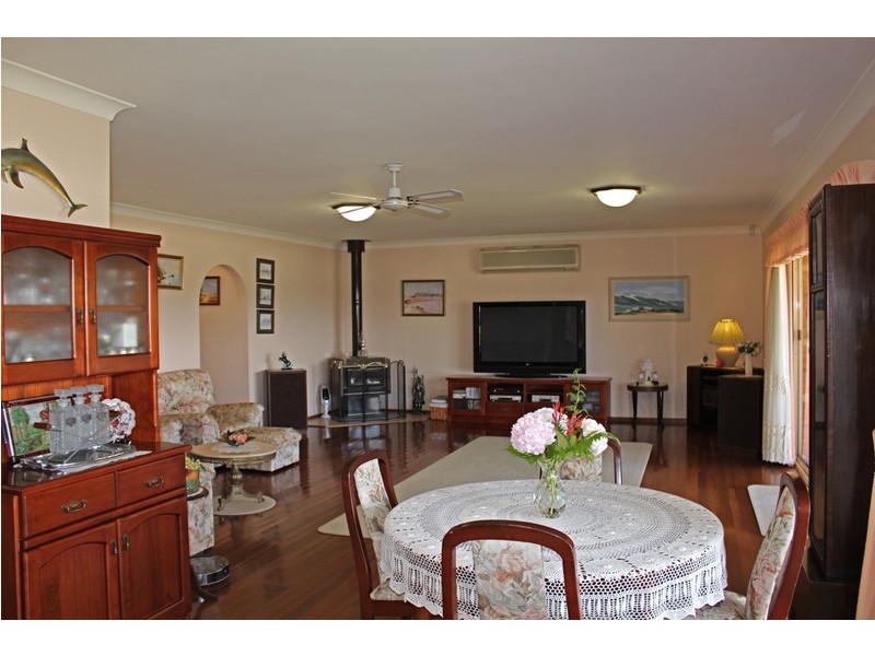 4 Ian Street, Ulladulla NSW 2539