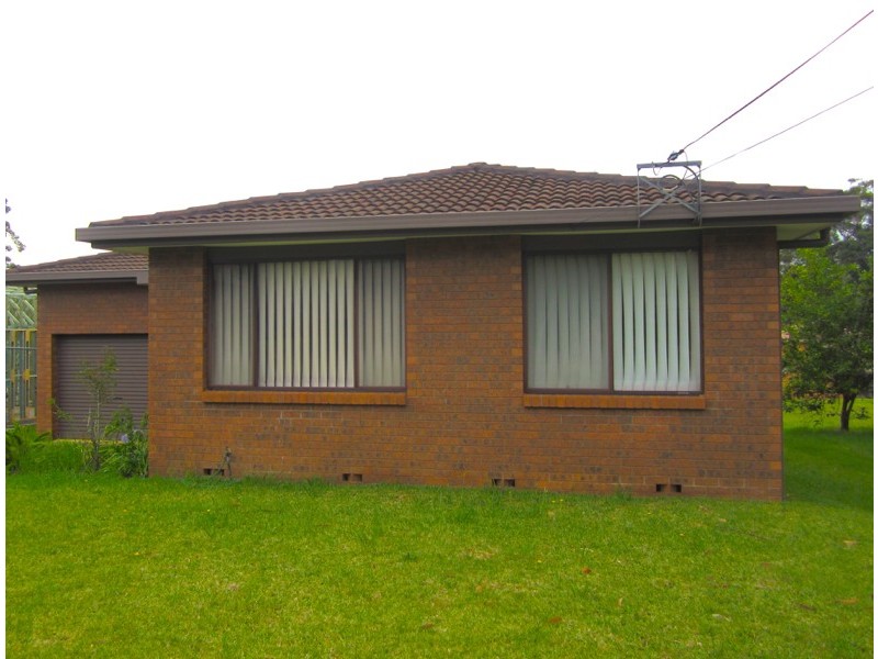 7 Latta Street, Mollymook Beach NSW 2539