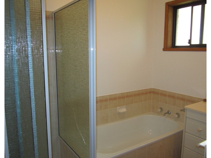 7 Latta Street, Mollymook Beach NSW 2539