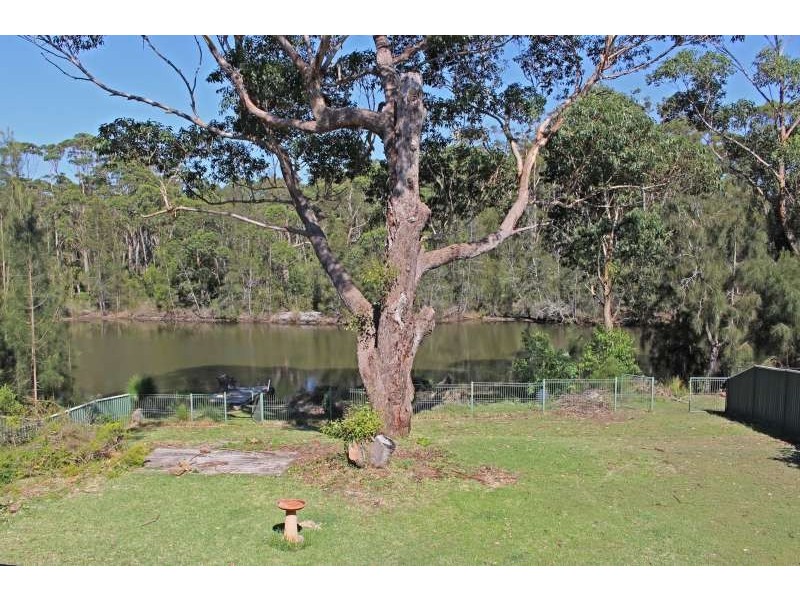 18 Conley Avenue, Lake Conjola NSW 2539