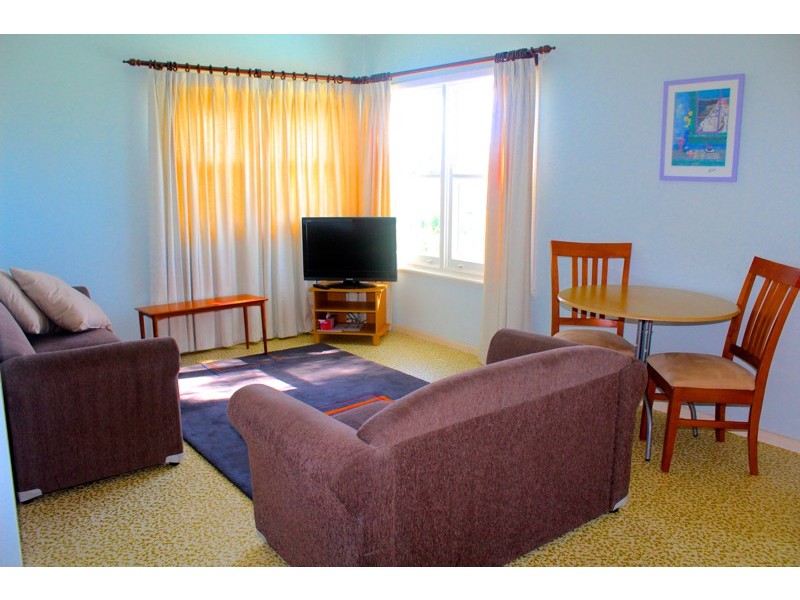66 Seaview Street, Mollymook NSW 2539