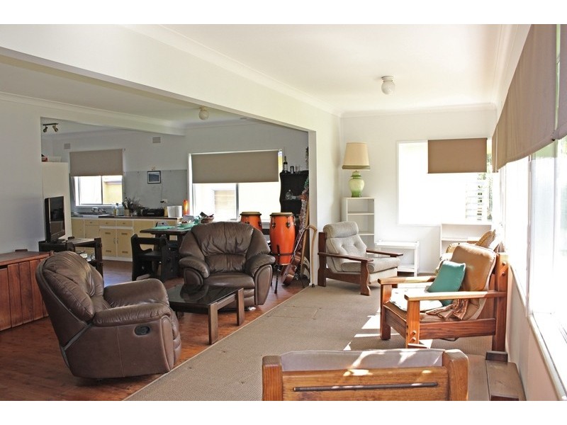41 Anglers Parade, Fishermans Paradise NSW 2539