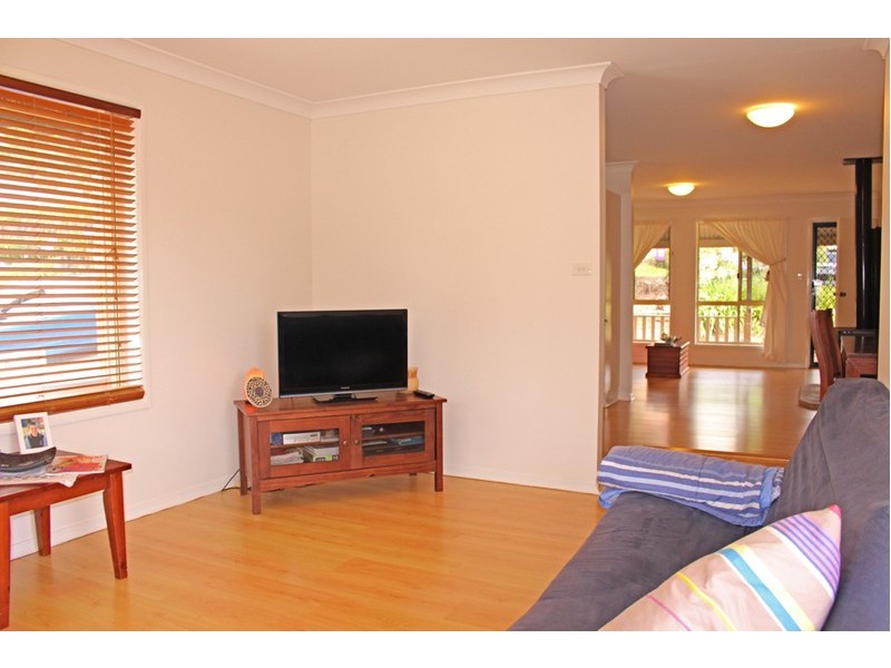 13 Scorpio Grove, Narrawallee NSW 2539