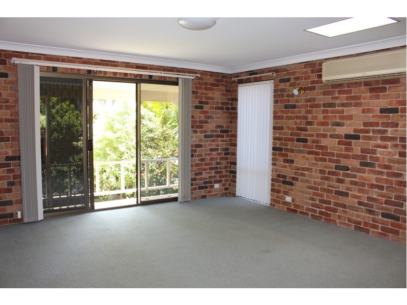 48 Buckland Street, Mollymook NSW 2539