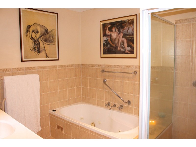 1/40 Ocean Street, Mollymook Beach NSW 2539
