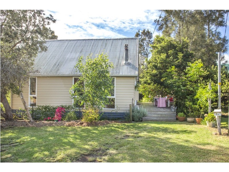 12 Surf Tide Avenue, Bawley Point NSW 2539