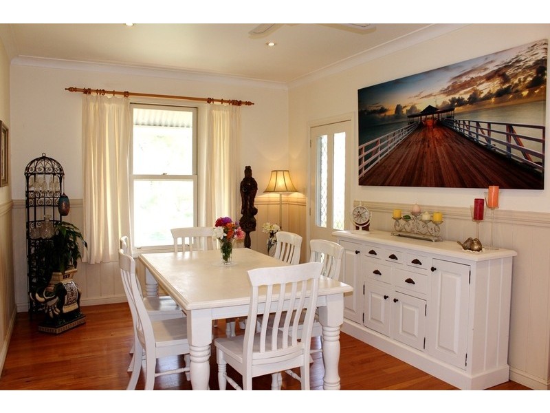 4 Blake Place, Narrawallee NSW 2539