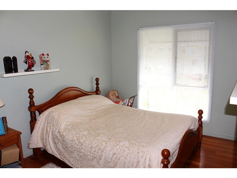 4 Blake Place, Narrawallee NSW 2539