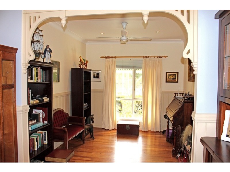 4 Blake Place, Narrawallee NSW 2539