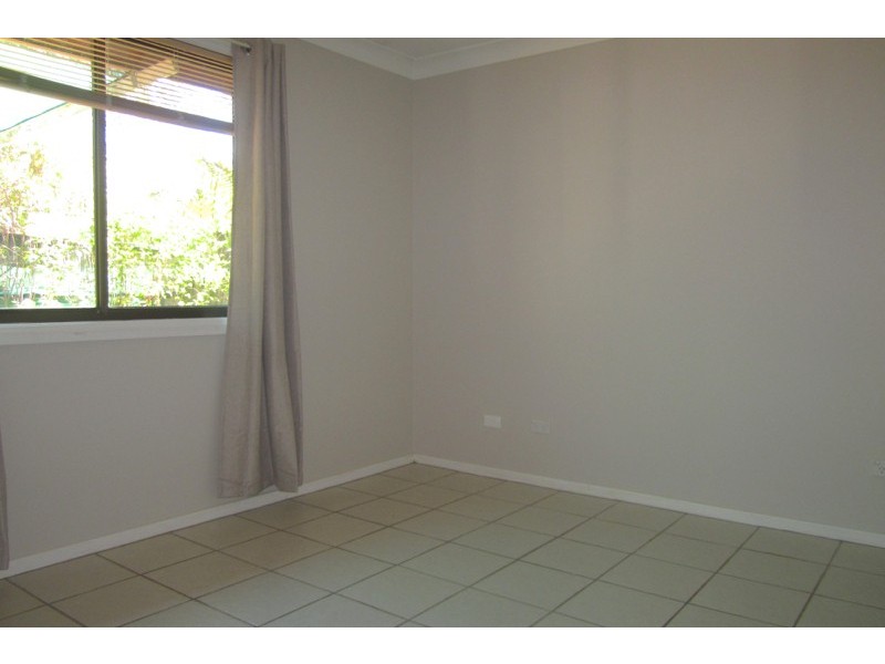 65 Cornfield Parade, Fishermans Paradise NSW 2539