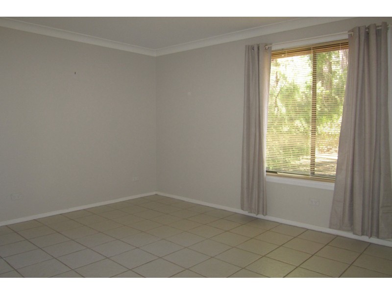 65 Cornfield Parade, Fishermans Paradise NSW 2539