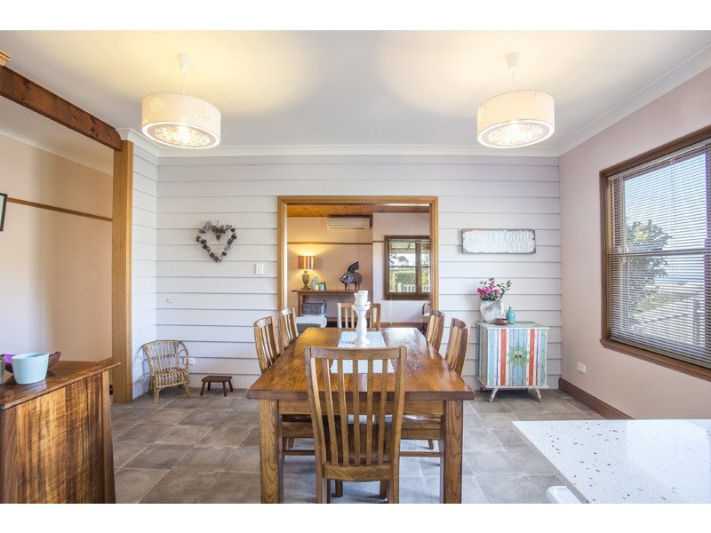 35  Garside Road, Mollymook NSW 2539