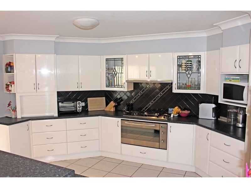 17 Royal Mantle Drive, Ulladulla NSW 2539